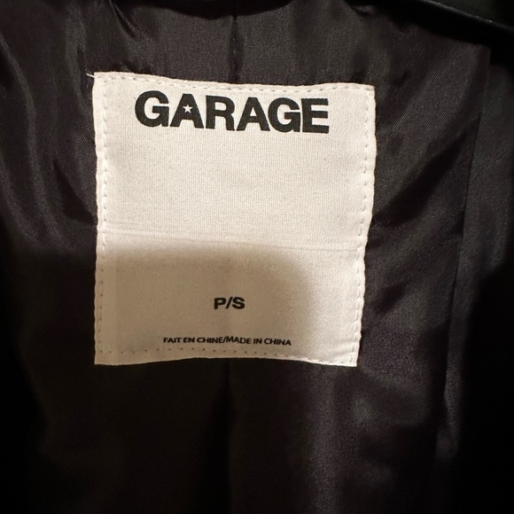 Juniors' Faux Fur Jacket Size Small - Picture 3 of 3